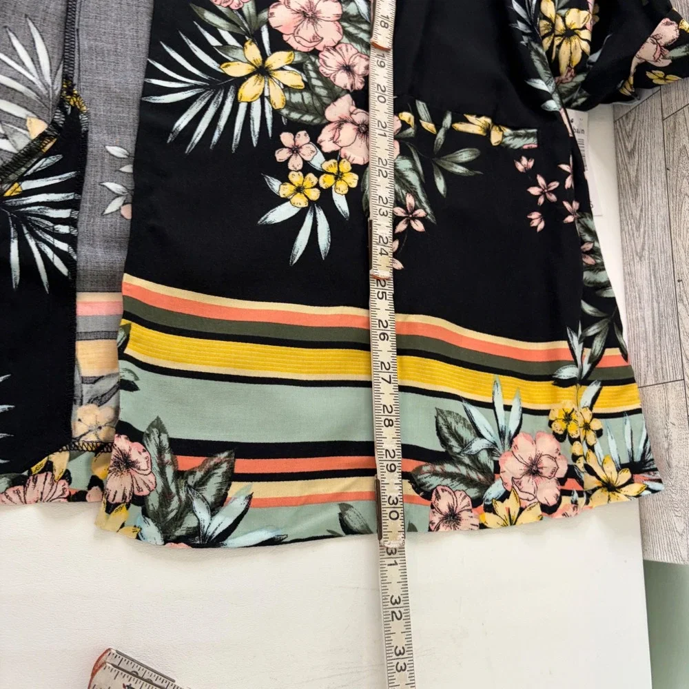 Roz & Ali Cardigan Women 2X Black Floral Tropical Open Front Pockets Rayon